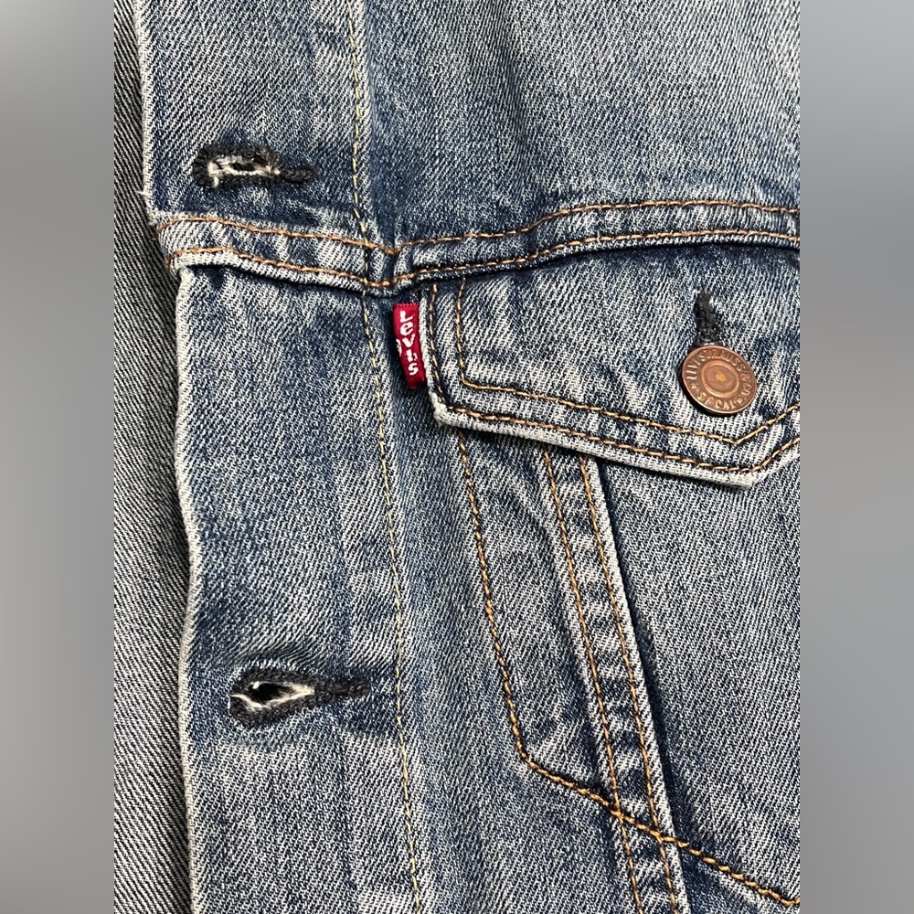 Levi’s Red Tab Jean Jacket Men Medium - image 3